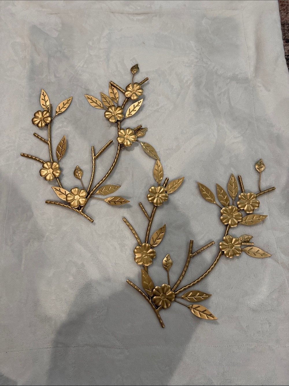 Vintage Gold floral and leaf metal wall